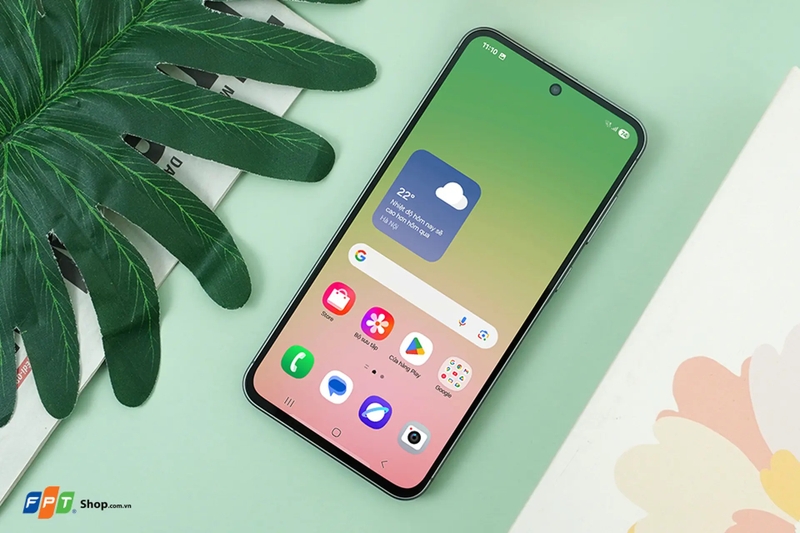 So sánh Samsung Galaxy A56 và iPhone 12 5
