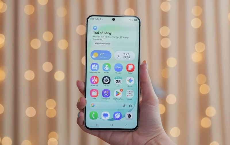 So sánh Samsung Galaxy S26 FE với OPPO Reno15 - hình 3