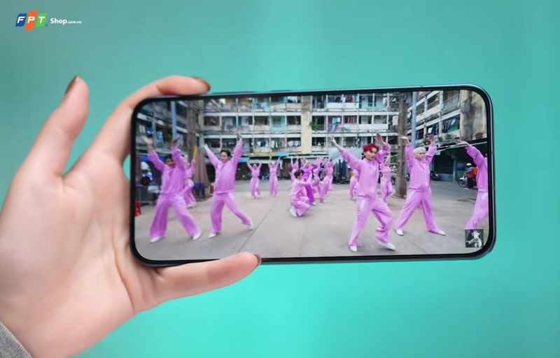 So sánh Samsung Galaxy S26 FE với OPPO Reno15 - hình 4