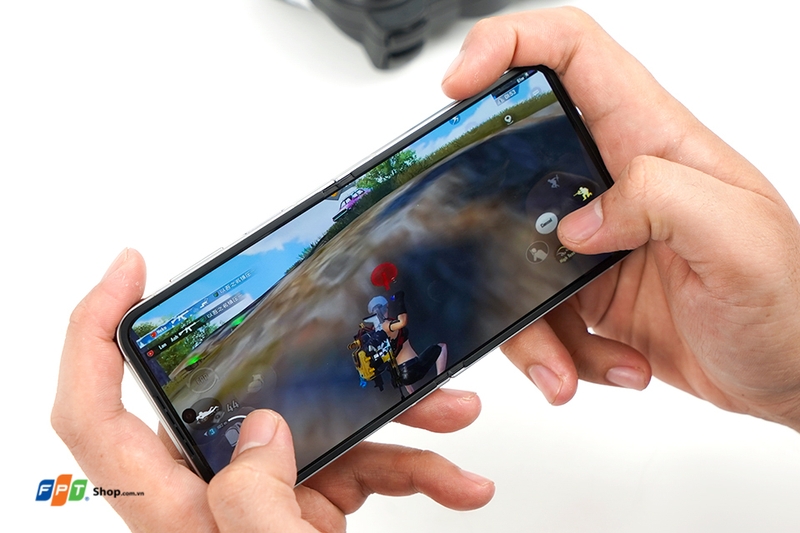 So sánh Samsung Z Flip 8 và Z Flip 6 - hình 10