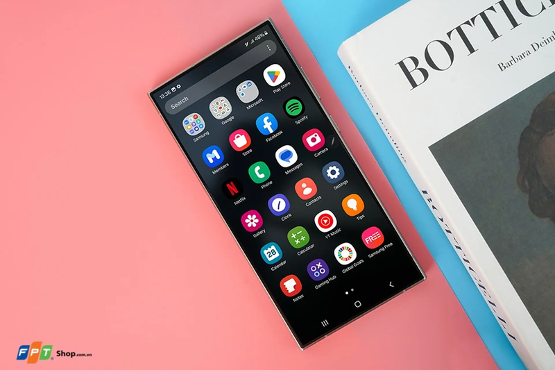 so-sanh-samsung-z-fold-8-va-s24-ultra-7.webp