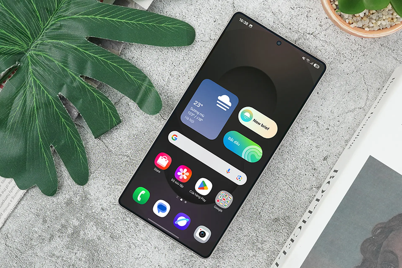 So sánh Samsung Z Fold 8 và S25 Ultra - hình 5