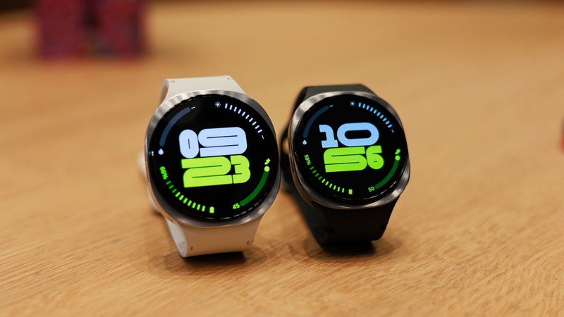 So sánh smartwatch Apple và Samsung 2026 - hình 10