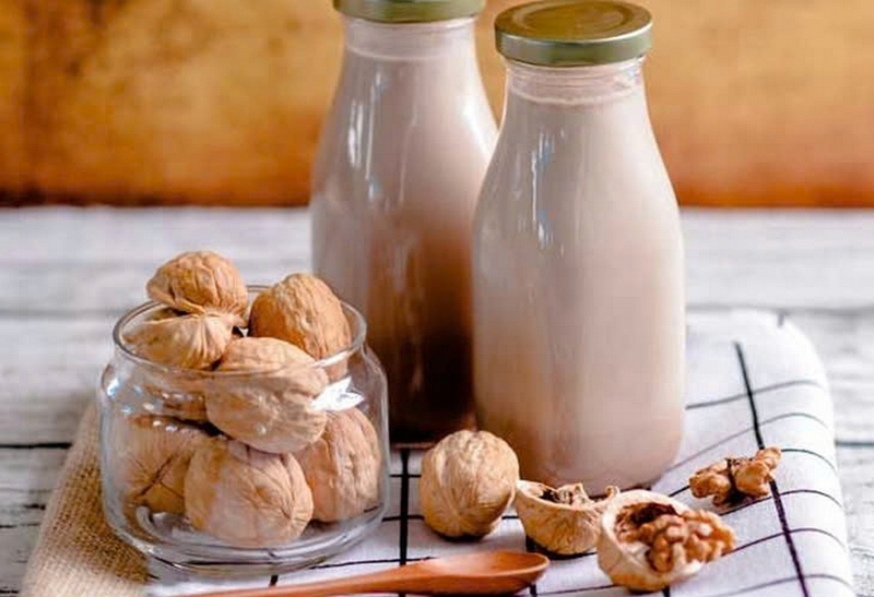 So sánh sữa hạt và sữa bò ảnh 2