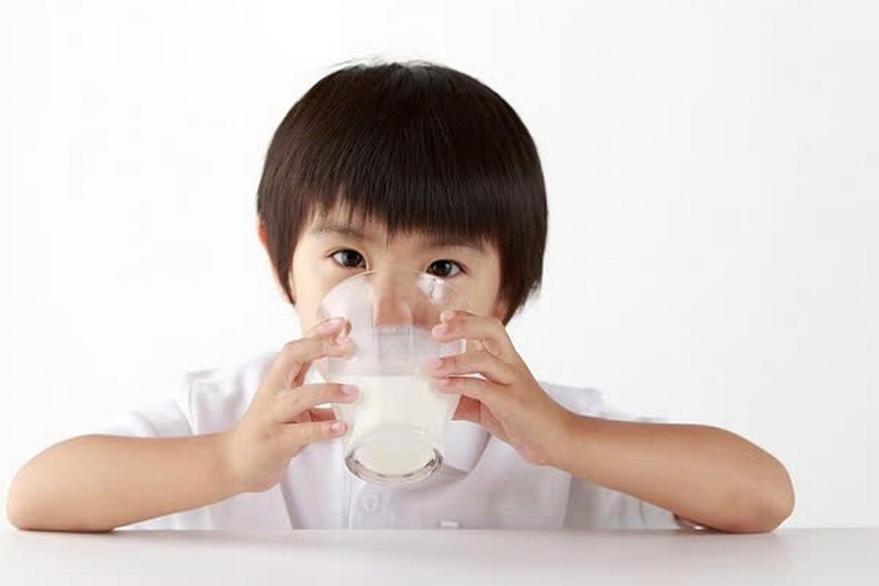 So sánh sữa hạt và sữa bò ảnh 5