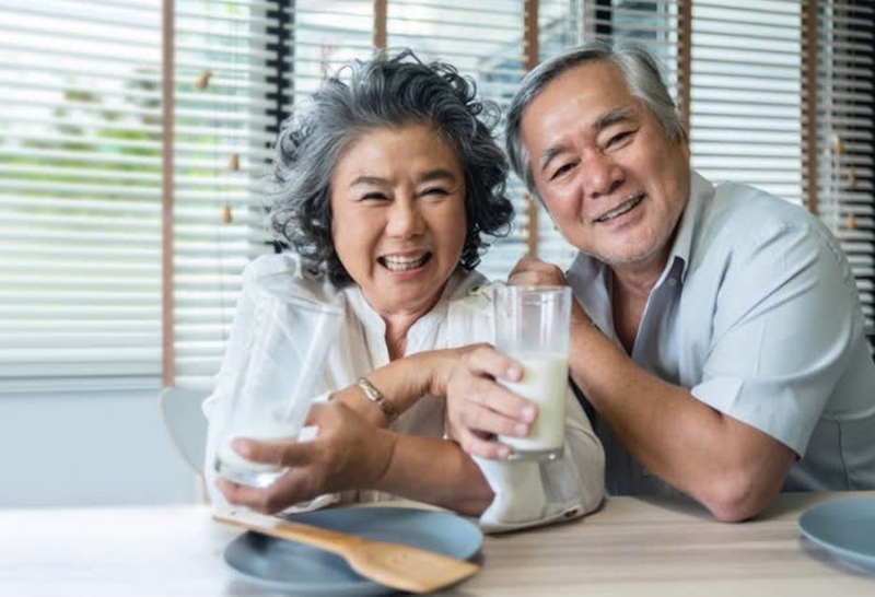 So sánh sữa hạt và sữa bò ảnh 7