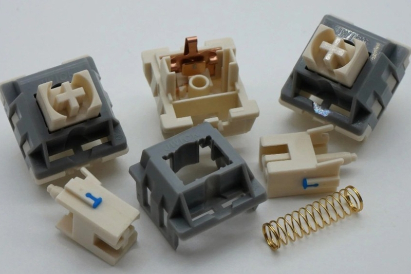 So sánh Switch Silent và Switch Speed 5