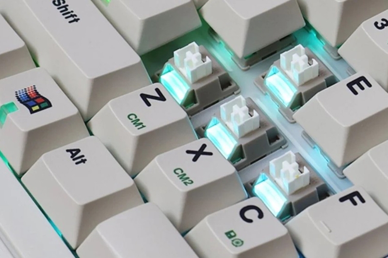 So sánh Switch Silent và Switch Speed 6
