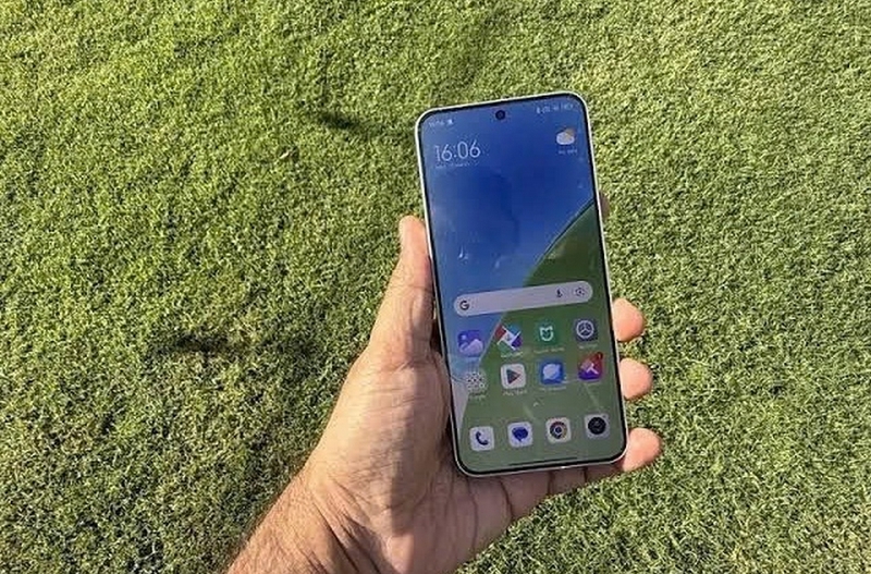so sánh vivo IQOO 13 và Xiaomi 15 ảnh 2