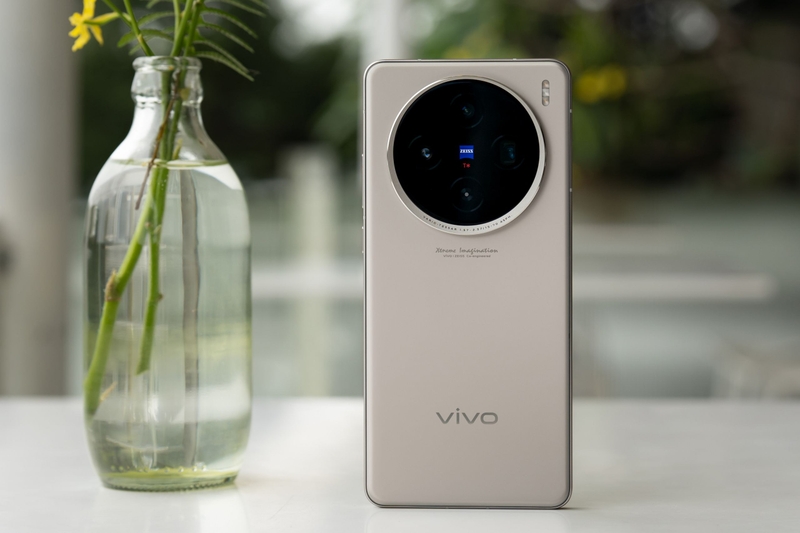 so sanh vivo x100s va vivo x100s pro ve thiet ke