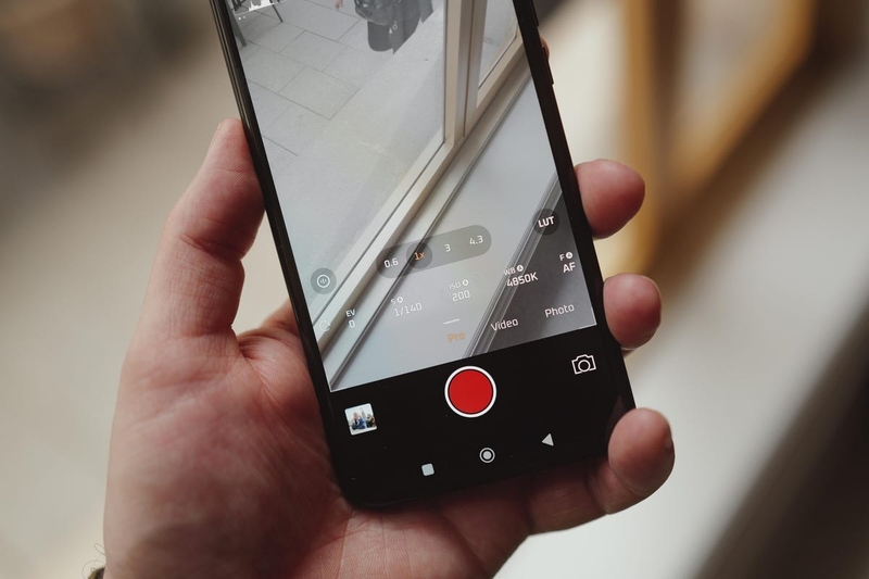 so-sanh-vivo-x200-ultra-va-xiaomi-15-ultra-5.jpg