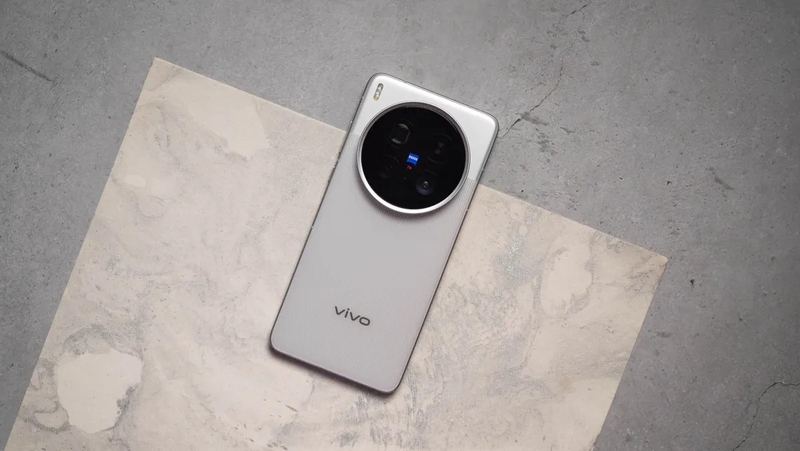So sánh vivo X200 Ultra và Xiaomi 15 Ultra 3