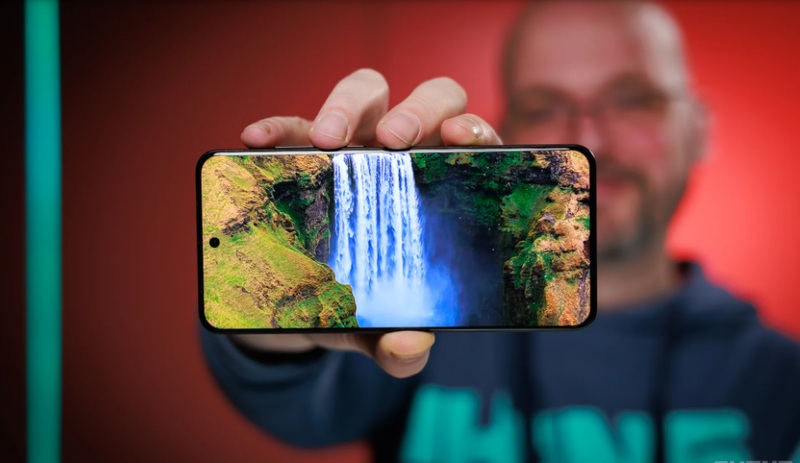 so sanh vivo x200 va iphone 16e ve man hinh