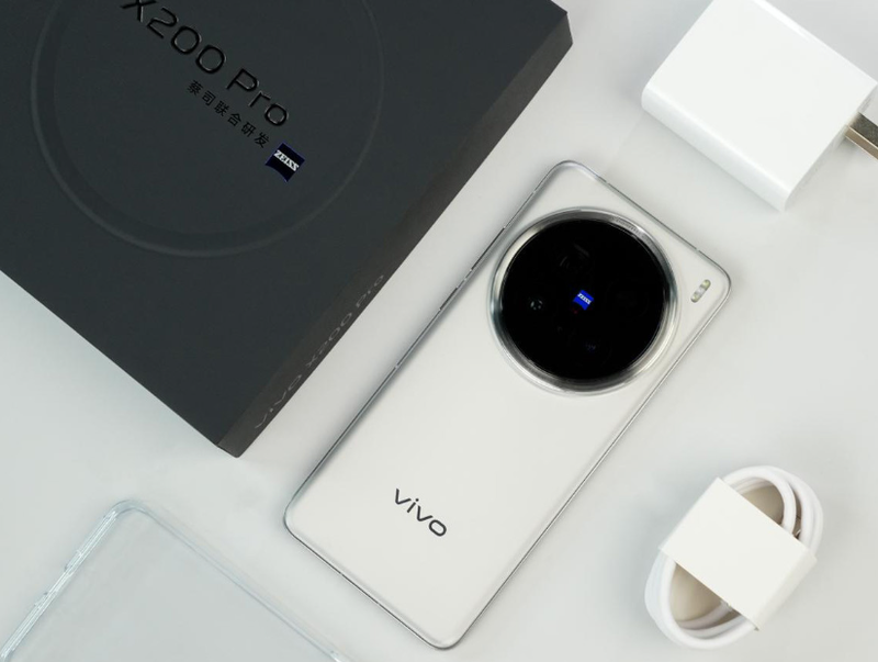 so sanh vivo x300 pro va x200 pro ve pin sac