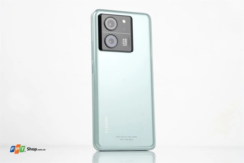 So sánh Xiaomi 13T và Xiaomi 13 hình 1