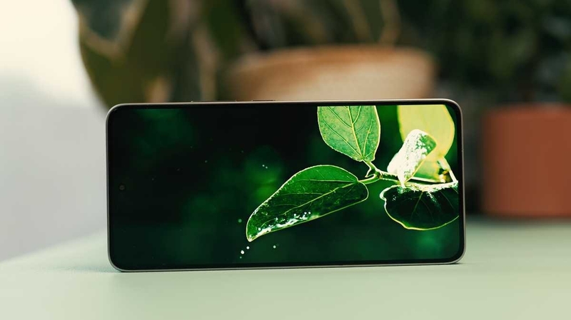 So sánh Xiaomi 14T và Samsung Galaxy S23 Ultra 3