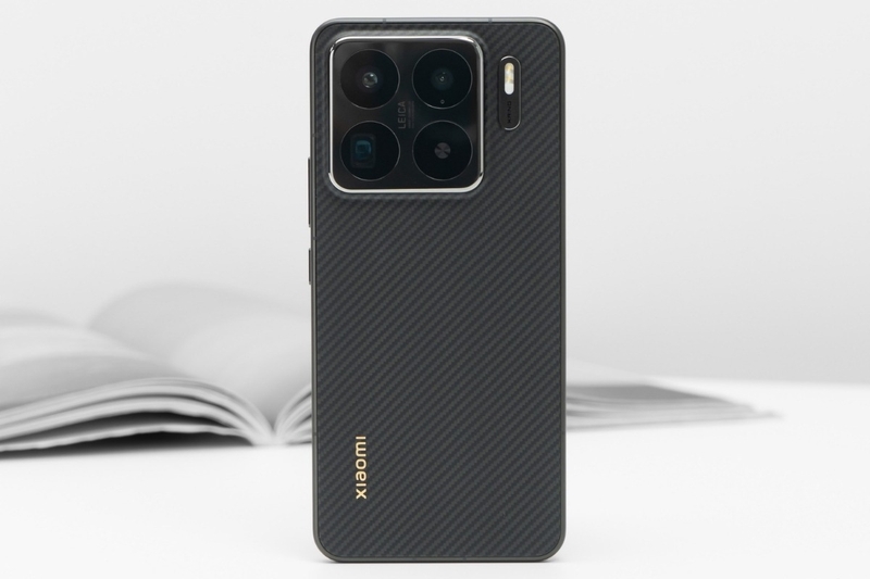 so sánh Xiaomi 15S Pro và Xiaomi 15 Pro 9