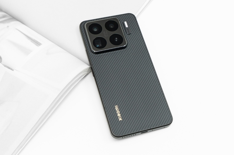 so sánh Xiaomi 15S Pro và Xiaomi 15 Pro 1