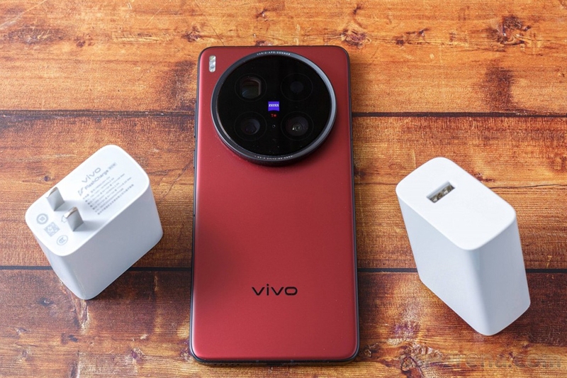 so-sanh-xiaomi-17-ultra-va-vivo-x200-ultra-b.jpg