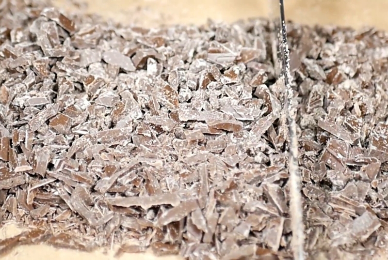 socola bark dâu tây và hạt dẻ cười hình 6