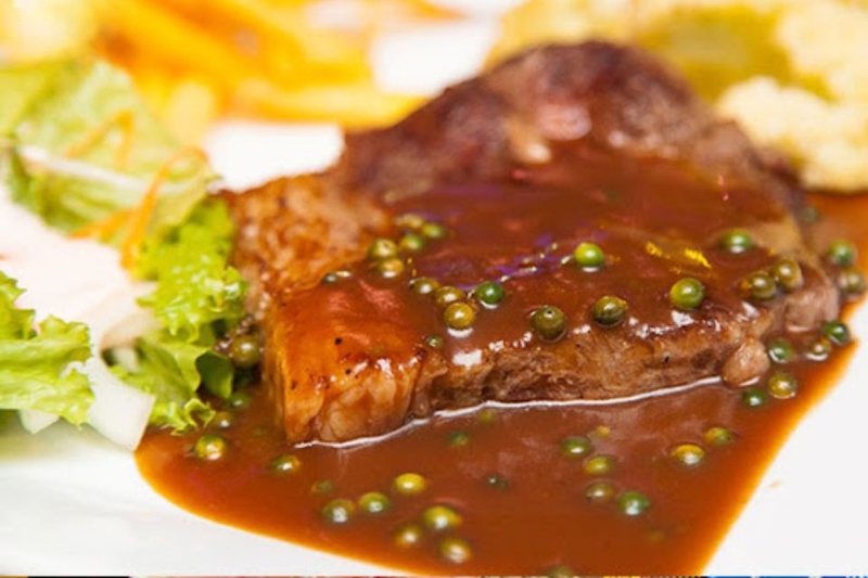 sốt tiêu xanh ăn với nhiều món