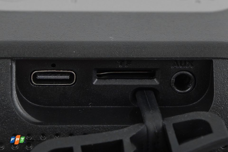 Soundcore Pyro Mini (ảnh 6)