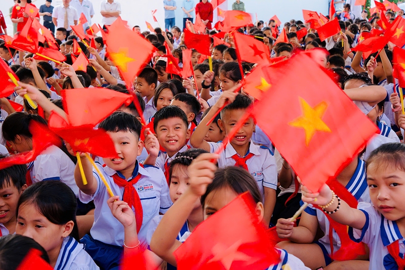 status-khai-giang-6.jpg