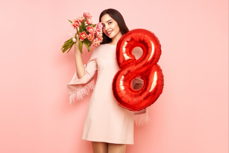 STT 8/3 khí chất 3