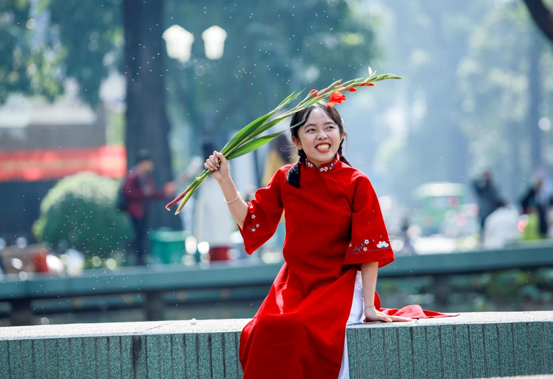 STT áo dài Tết 2026 hài hước 1