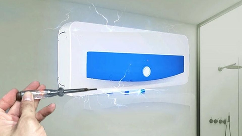 Bình nóng lạnh bị rò rỉ điện