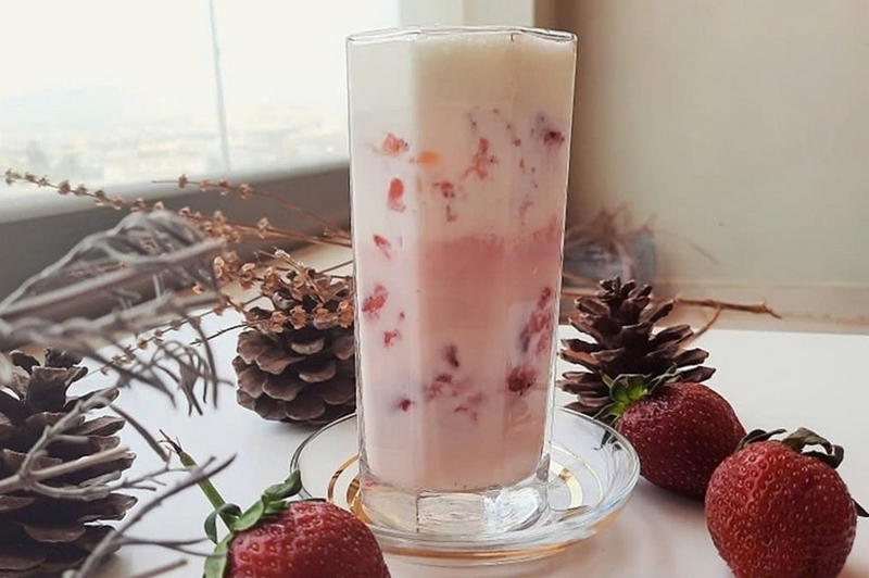 sữa dâu ảnh 6