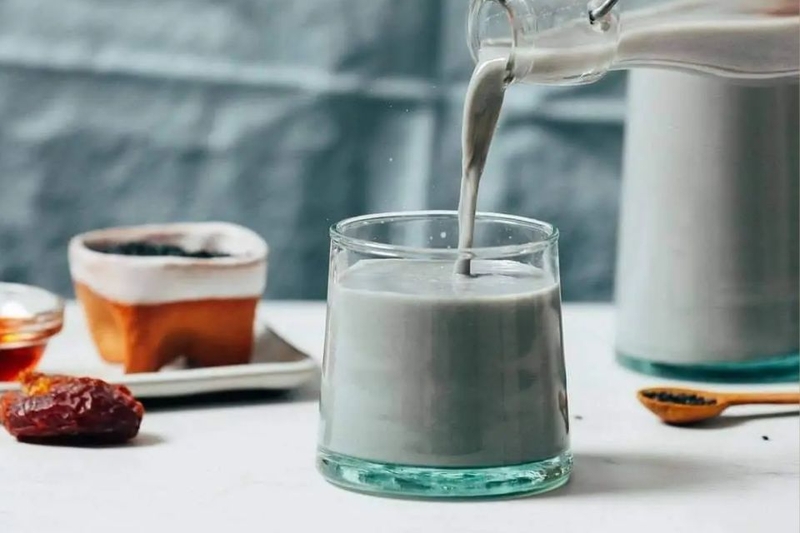Thành phẩm sữa hạt yến mạch mè đen