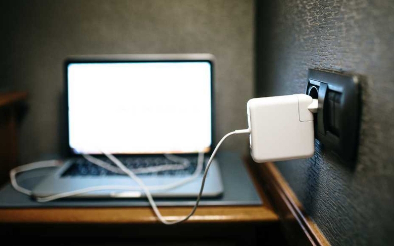 Kiểm tra nhiệt độ adapter