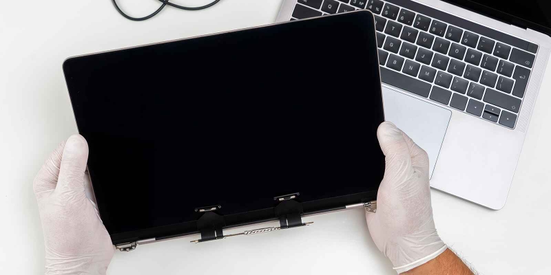 sửa laptop bị lỗi đèn nền hình 8