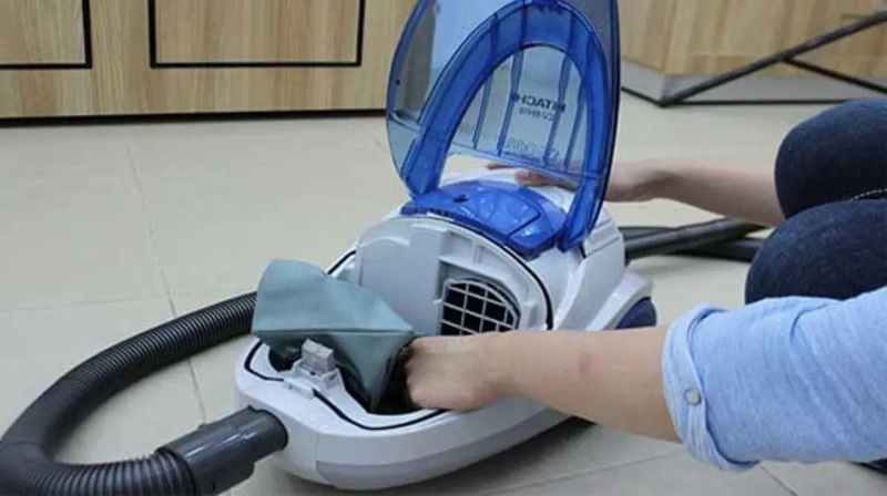 sửa m&aacute;y h&uacute;t bụi hitachi ảnh 5