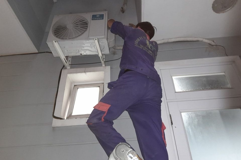 sửa máy lạnh không lên nguồn tại TPHCM (ảnh 8)