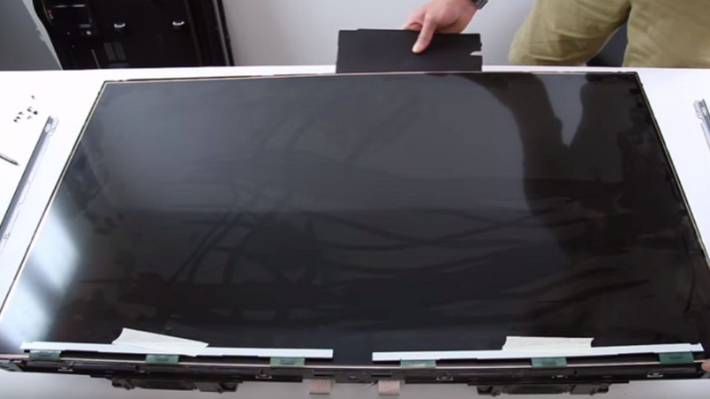 sửa tivi bị vỡ màn hình 4