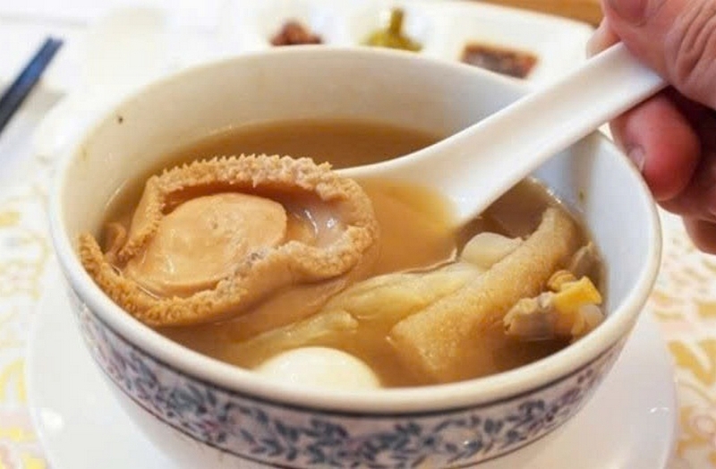 súp bào ngư sườn heo bí đao ảnh 6