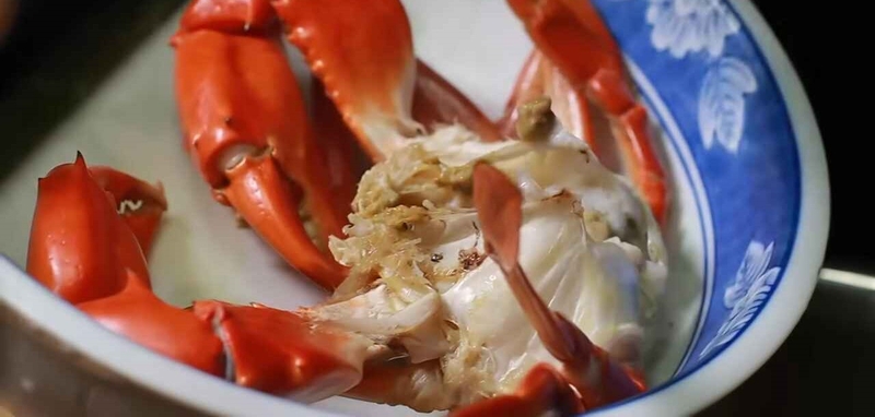 hấp cua cho chín