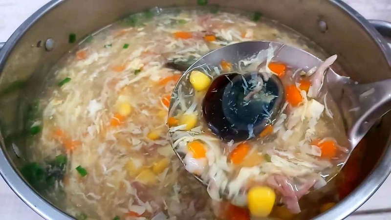 Chế biến súp cua