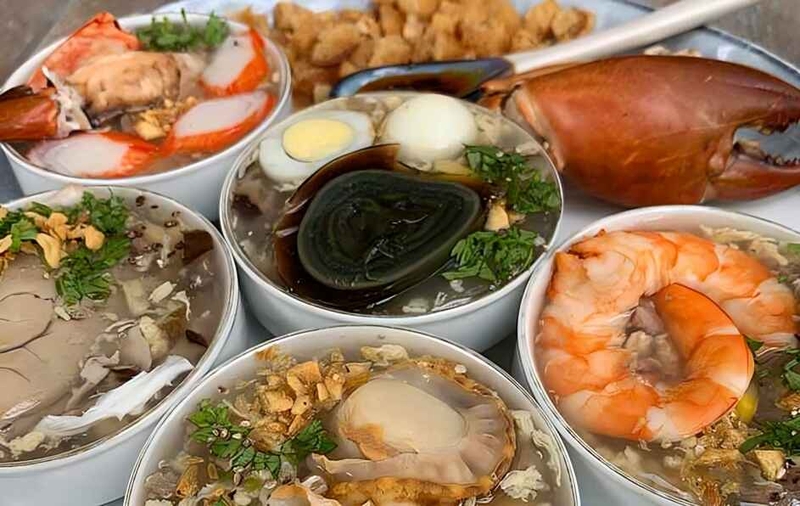 món súp cua óc heo thập cẩm