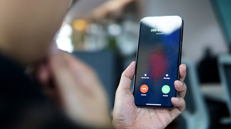 Tài khoản viễn thông có thể dùng để gọi, nhắn tin