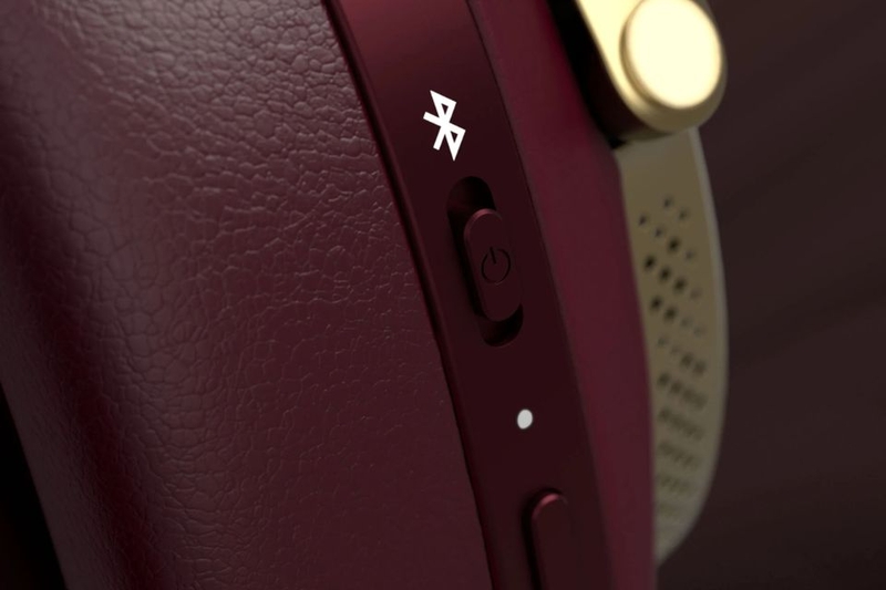 Bowers & Wilkins Px8 kết nối không dây