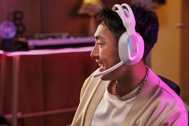 Tai nghe Bluetooth choàng đầu Gaming Logitech G522 tùy chỉnh đèn Lightsync Rgb sống động