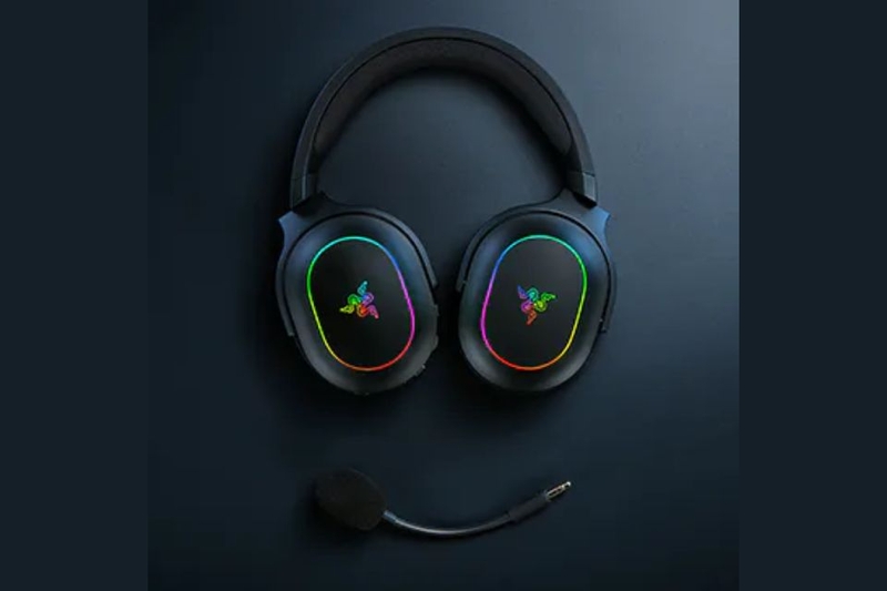 tai-nghe-bluetooth-choang-dau-gaming-razer-barracuda-x-chroma-7.jpg