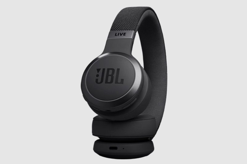 Tai nghe chụp tai JBL Live 670NC pin xuất sắc