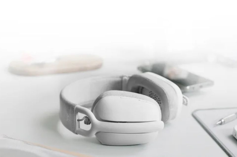 Tai nghe Bluetooth choàng đầu Logitech Zone Vibe 100 kết nối không dây tiện lợi