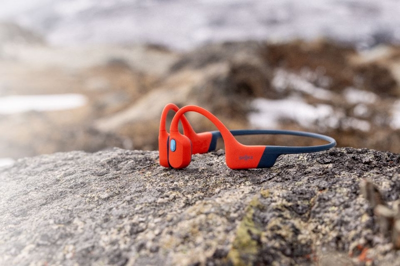 Shokz OpenSwim Pro dung lượng MP3 32GB