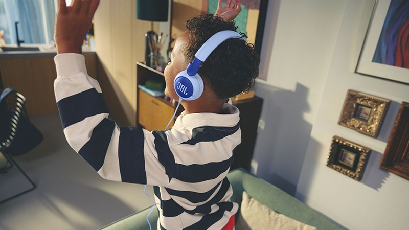 JBL Junior 320BT