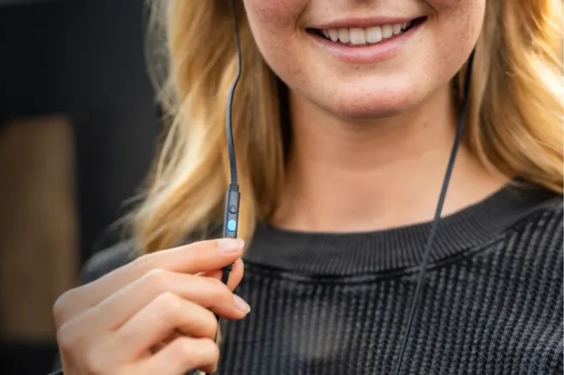 Logitech G333 điều khiển tiện lợi